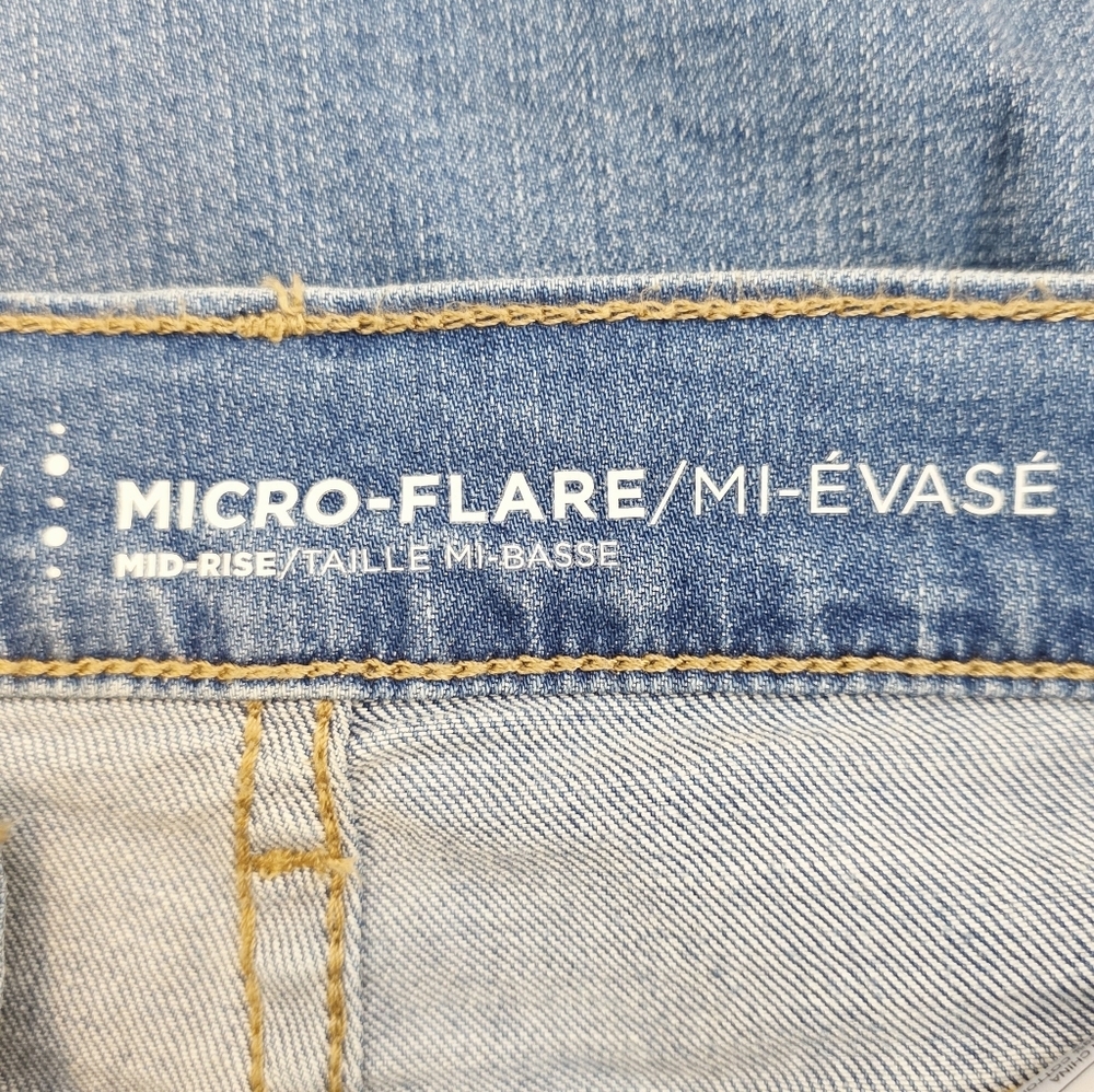 Old Navy Micro Flare Mid Rise Jeans Pants - Picture 9 of 12